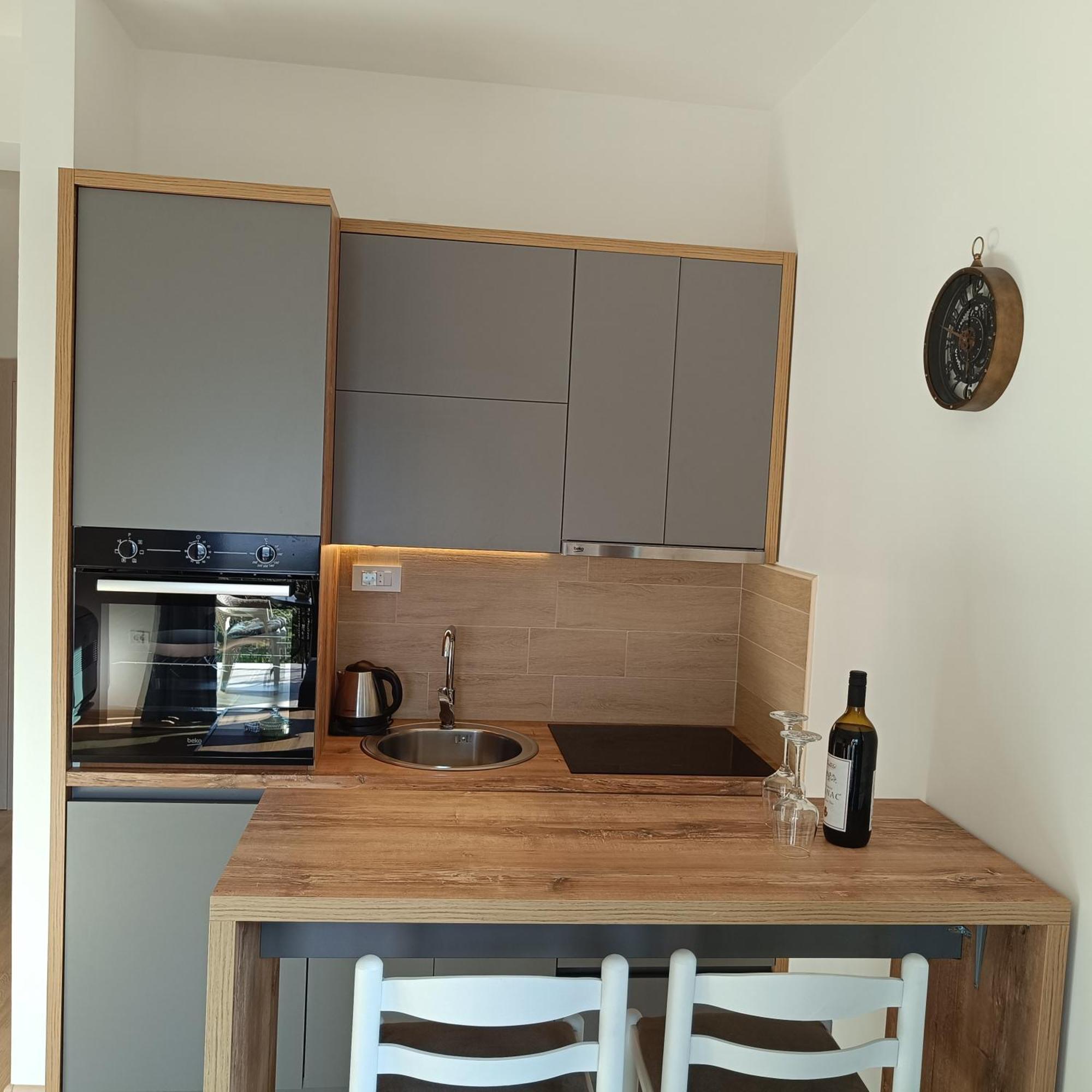 Radgost Kotor Apartments Екстер'єр фото