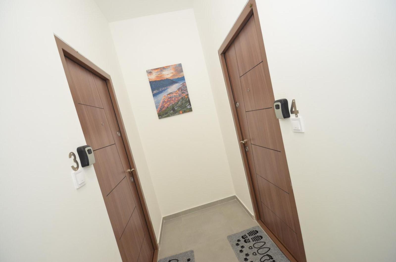 Radgost Kotor Apartments Екстер'єр фото